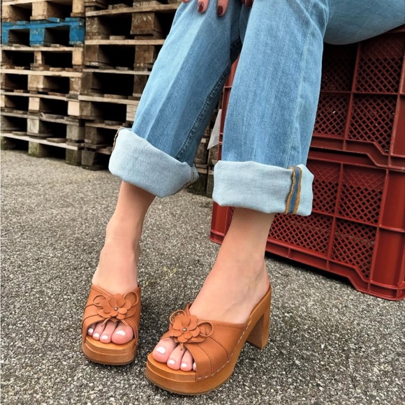 Swedish Hasbeens NWT Olive Green Detail Crowded Slip In Clog LOVE 🌸🌸 🌈 - Picture 13 of 15